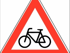 Verkehrsschilder Radfahrer kreuzen